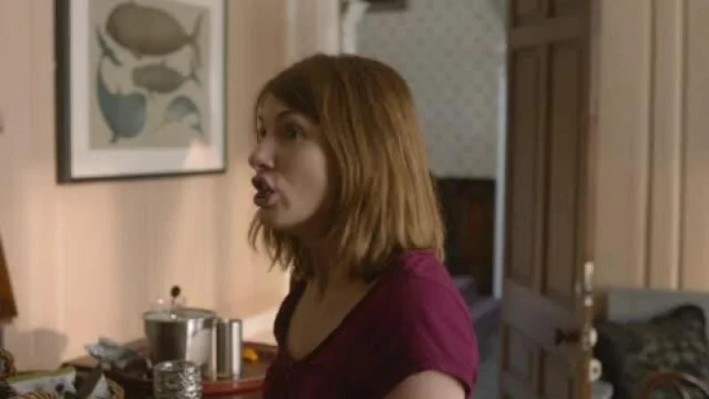 Кадры из сериала Убийство на пляже / Бродчёрч (2013)